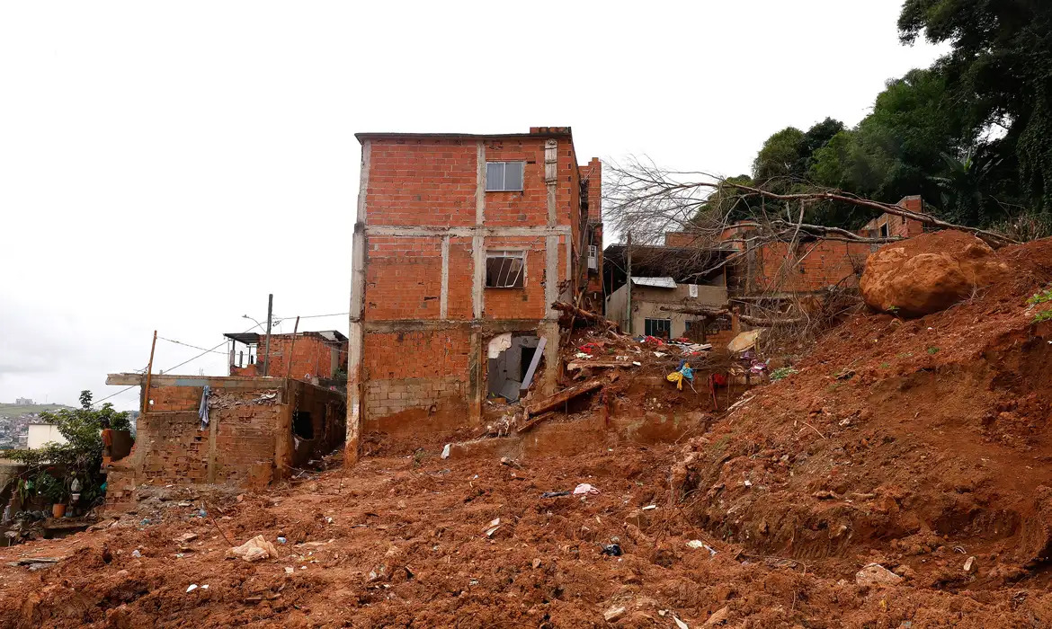 auxílio reconstrução