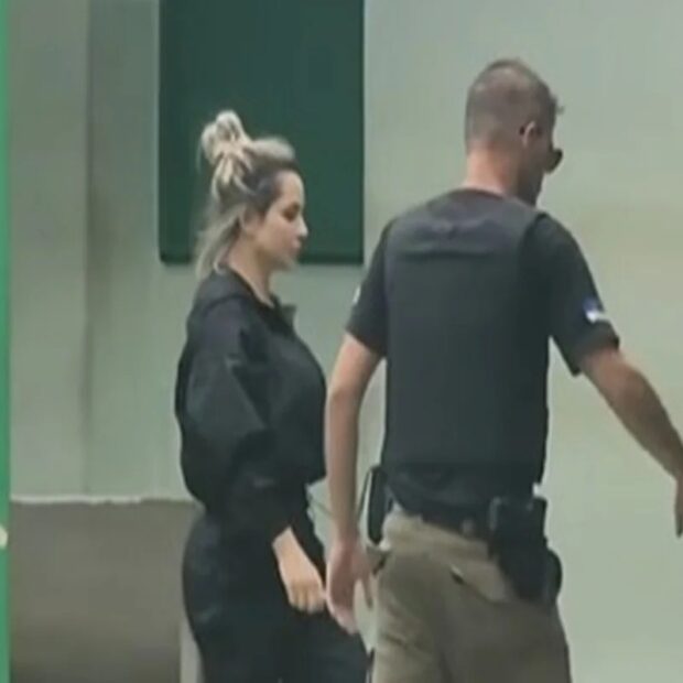 Deolane afirmou que sua fortuna vem do trabalho desde os 12 anos