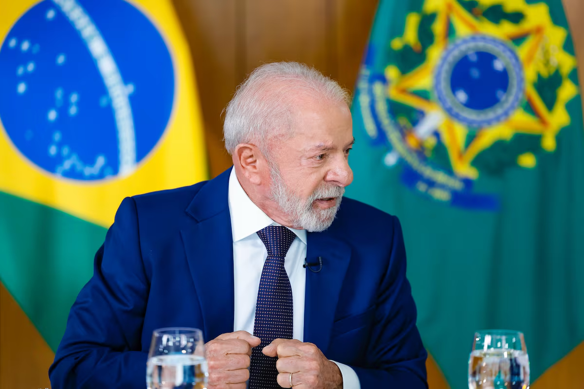 Lula defende criar fundo social com dinheiro de exploração de terras raras