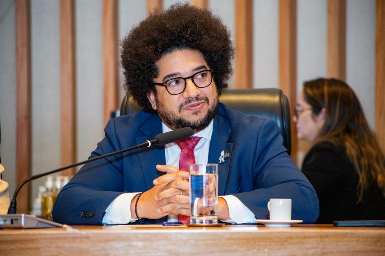 thiago campos diretor da anvisa