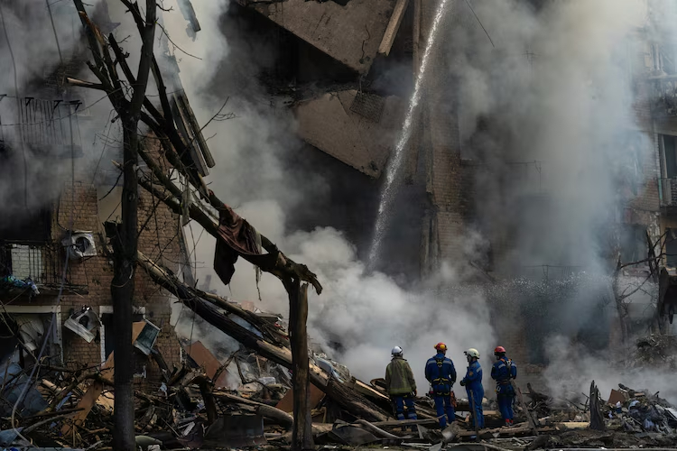 ataque em kiev