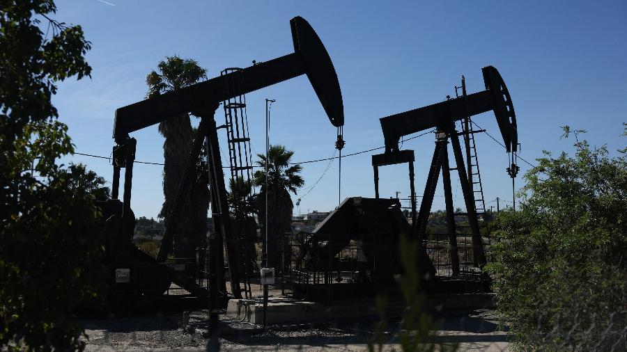 FMI e BM alertam sobre escassez de petróleo se Estreito de Ormuz permanecer fechado