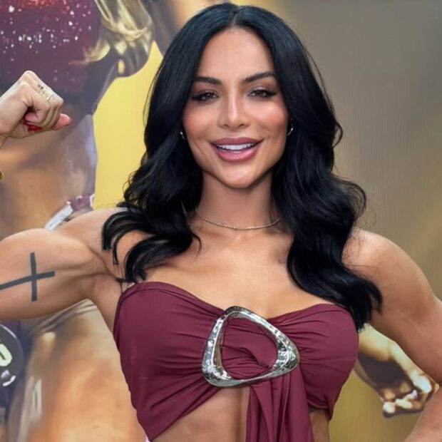Após agredir Mayara Cardoso na coletiva do “De Férias com o Ex: Diretoria”, Aline Mineiro afirmou que não se arrepende e chamou o episódio de “acerto de contas”. - Reprodução