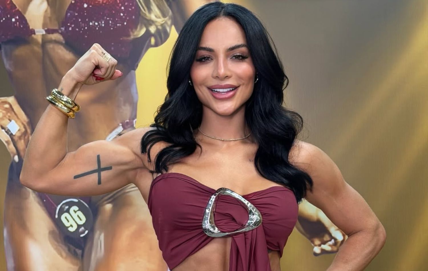 Após agredir Mayara Cardoso na coletiva do “De Férias com o Ex: Diretoria”, Aline Mineiro afirmou que não se arrepende e chamou o episódio de “acerto de contas”. - Reprodução