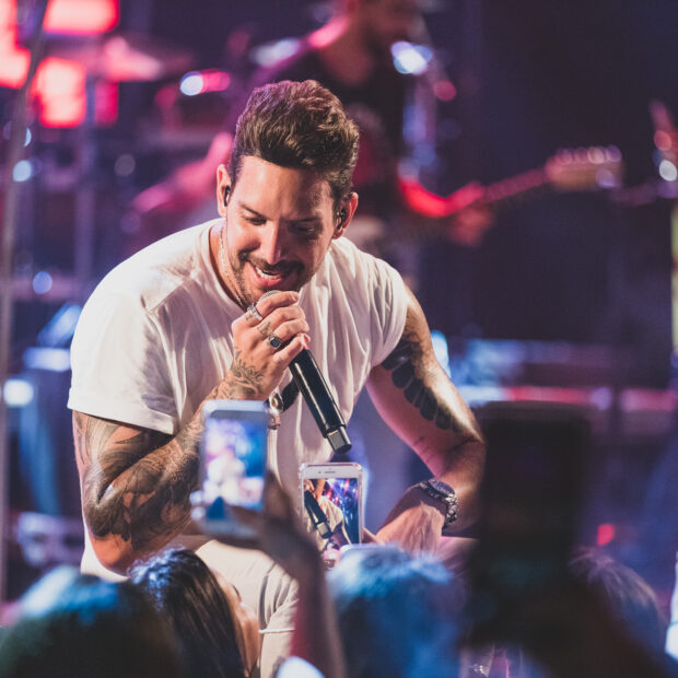 Felipe Pezzoni anunciou que deixará a Banda Eva após o Carnaval de 2027 para seguir carreira solo