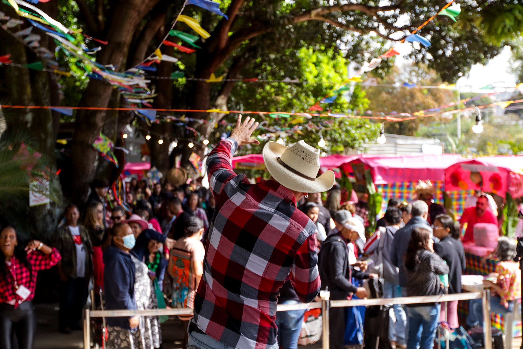 Rede Feminina leva festa junina e apoio a pacientes do HBDF