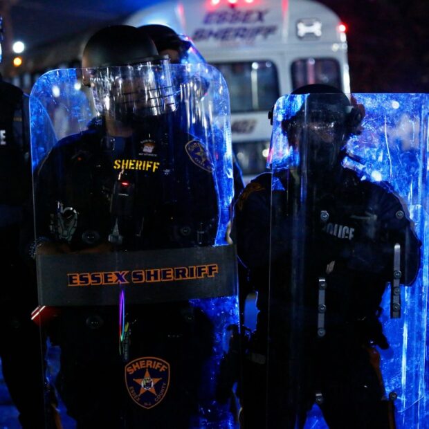 protests at an ice detention facility in new jersey