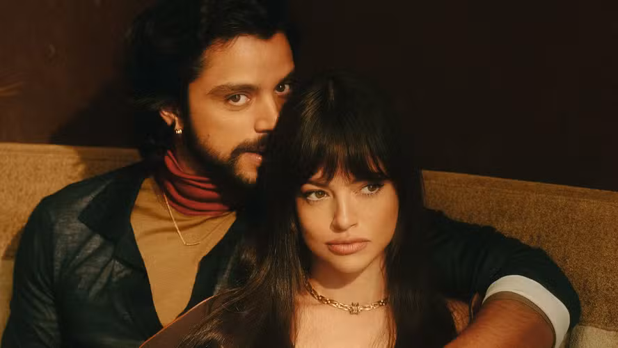 Em entrevista à Marie Claire, Agatha Moreira falou sobre a pressão social para ser mãe e deixou claro que está feliz com a vida que construiu ao lado de Rodrigo Simas. - Foto: Bruna Castanheira (Grou Part)