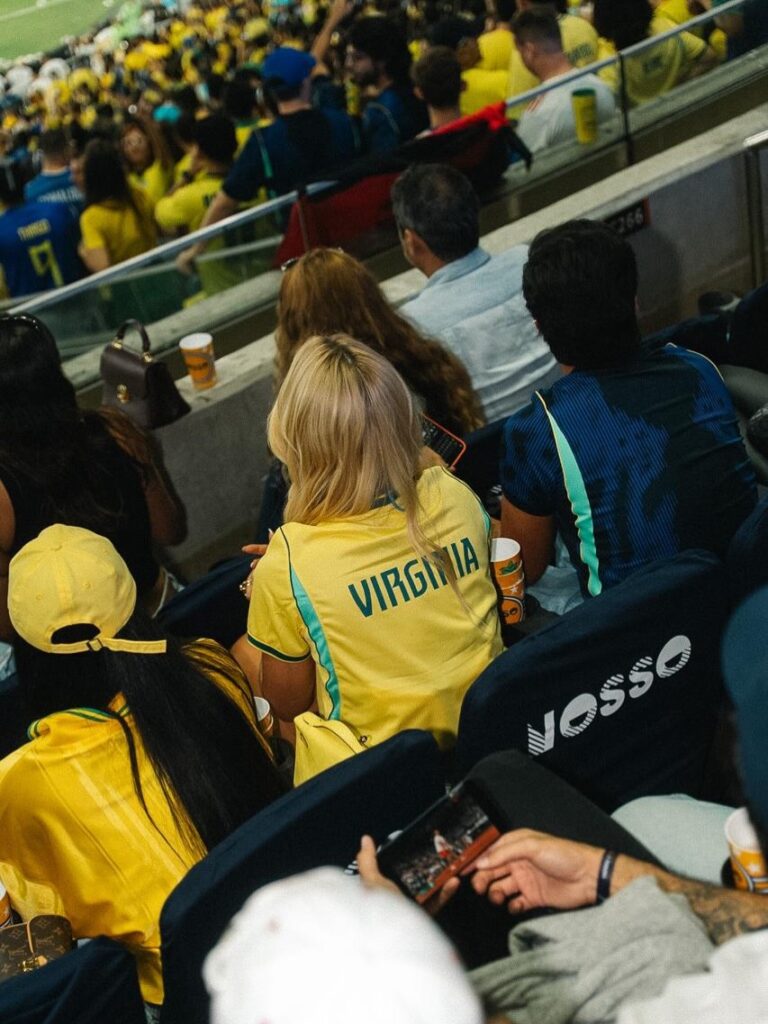 Virginia Fonseca escolheu uma publicação sobre respeito e violência simbólica para responder ao episódio que marcou o amistoso no Maracanã.