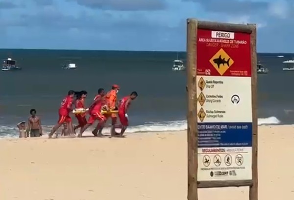 mulher mordida por tubarão no recife