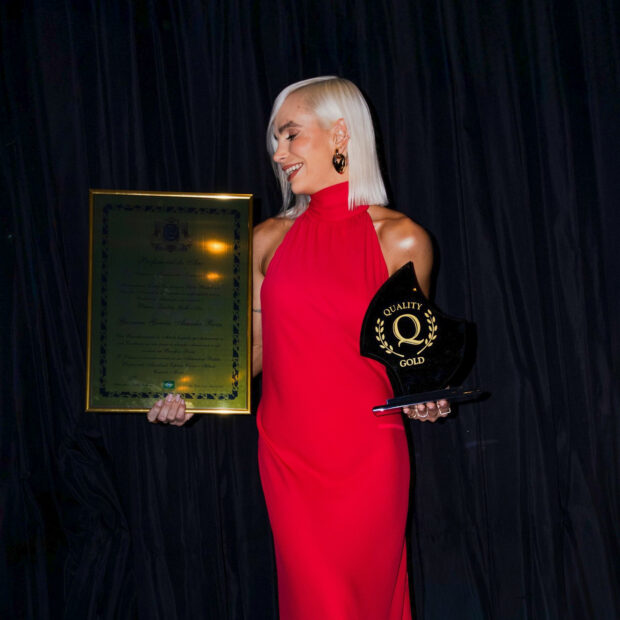 Nutricionista Giovana Aranha ganha o Prêmio Quality em São Paulo A premiação de Giovana Aranha ressalta a importância de valorizar trajetórias construídas com responsabilidade e inovação na saúde
