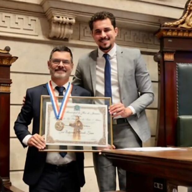 José Estevam recebe Medalha São Francisco no Rio de Janeiro O prêmio de José Estevam Macedo Lima evidencia a relevância de discutir os limites da liberdade de expressão na internet