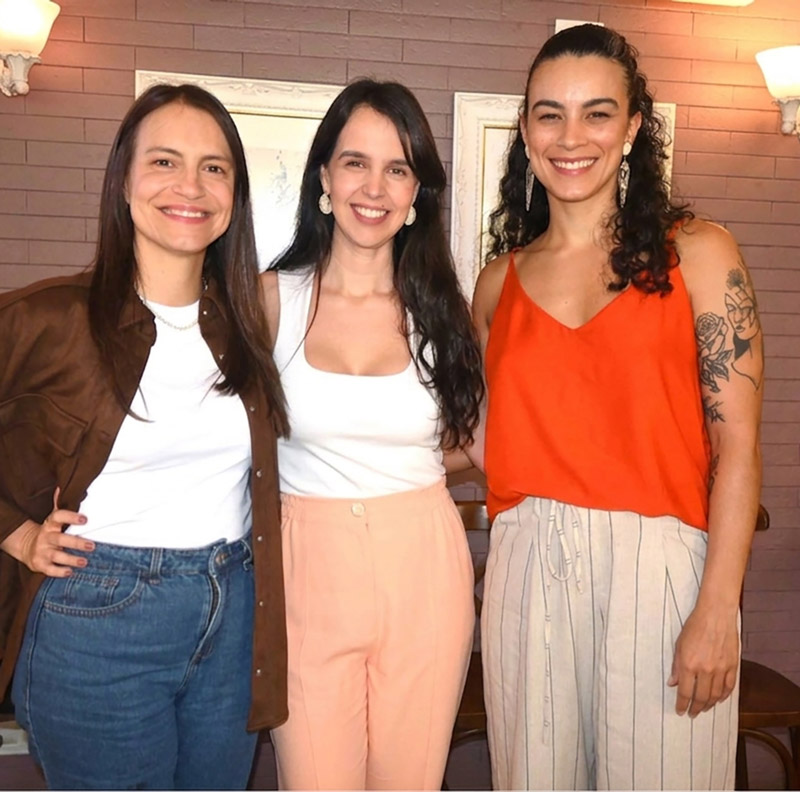 gabriela berbigier, giovanna aguiar e thayana queiroz copiar