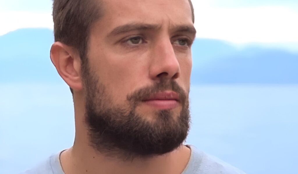 Conhecido por grandes personagens da televisão, Rafael Cardoso agora enfrenta um desafio longe das câmeras: cuidar da própria saúde e reconstruir a própria história.