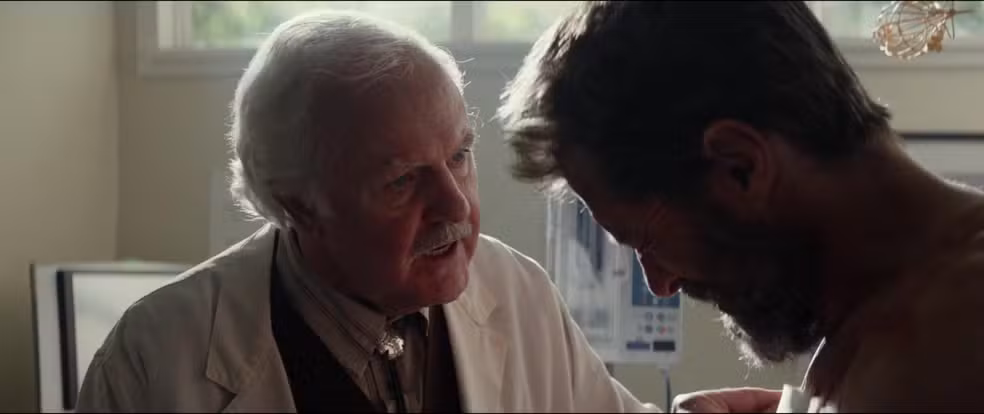 O ator James Handy, conhecido por trabalhos em "Jumanji" e "Arquivo X", morreu aos 81 anos após ser vítima de um crime que chocou Hollywood.