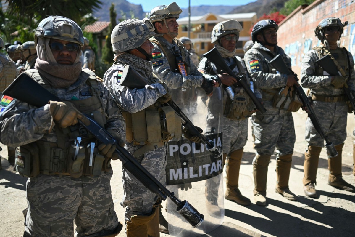 bolivia politics protest military