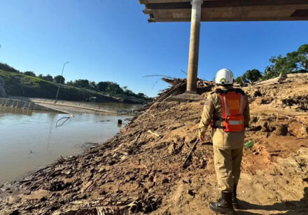 ponte de r 36 milhões desaba e deixa quatro feridos no acre