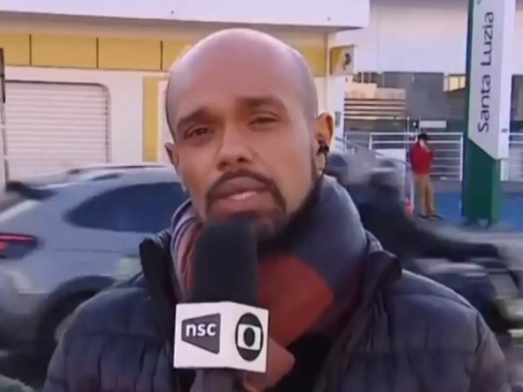 Repórter brincou que o pagamento “pingou e já saiu” da conta