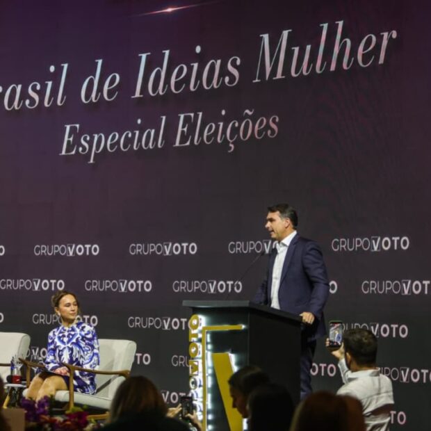 flavio bolsonaro no evento brasil ideias mulheres