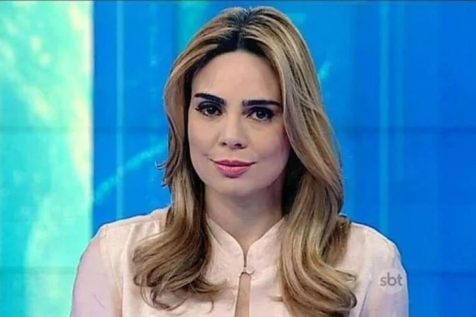 Após anos na televisão, Rachel Sheherazade sinaliza uma nova fase da carreira. A jornalista quer trocar a bancada por uma cadeira na política.