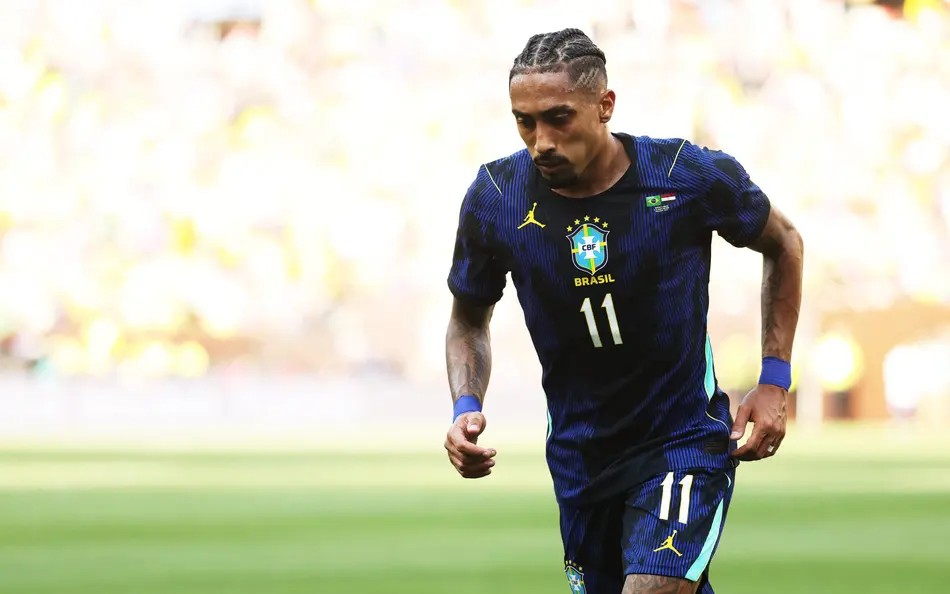 Raphinha entra no radar do futebol saudita e valor pode cheg