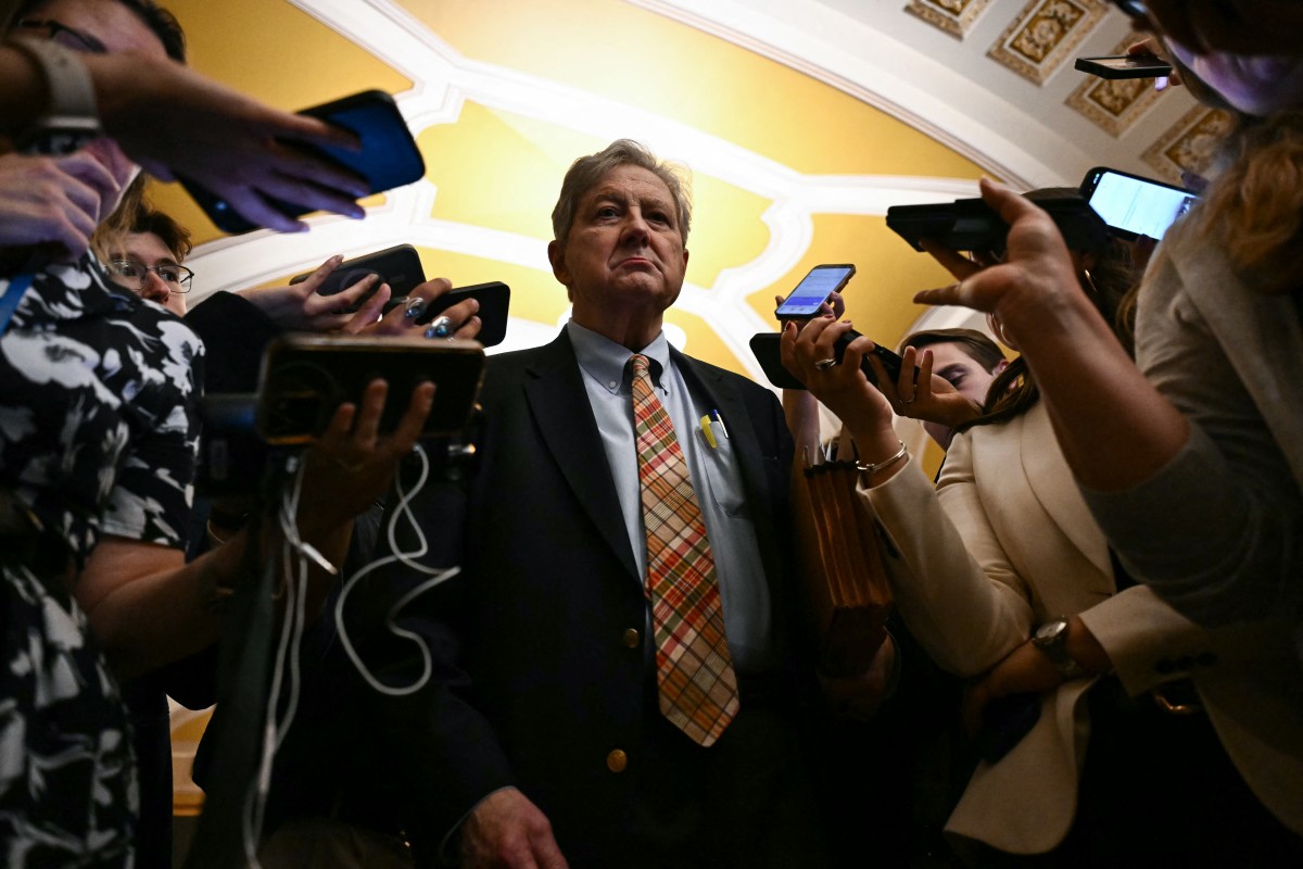 us senate works to pass budget reconciliation package to fund immigration enforcement agenices