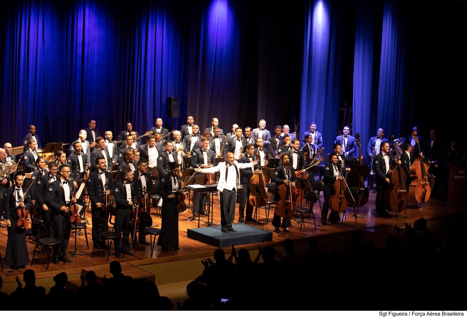 Orquestra da FAB apresenta trilhas icônicas do cinema em con
