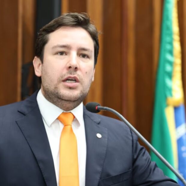 justiça eleitoral do mt manda deputado retirar do ar vídeo de ia com críticas ao governador