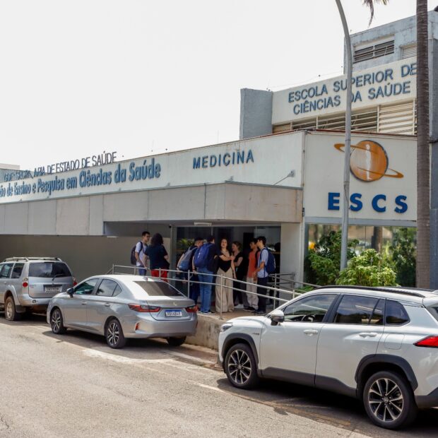 escs