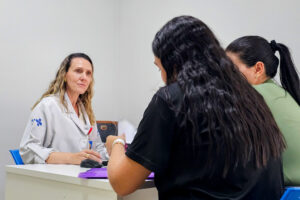 endocrinologista ana cristina bezerra foto maria clara hcb