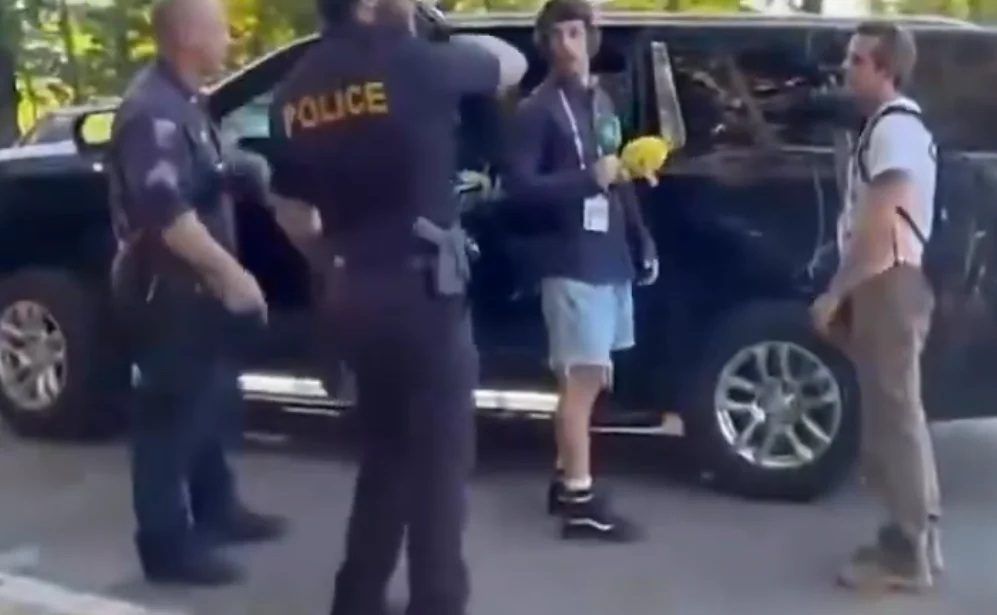Foi prisão, bronca ou conteúdo? A aparição de Diogo Defante ao lado da polícia nos Estados Unidos deixou fãs e internautas em alerta.