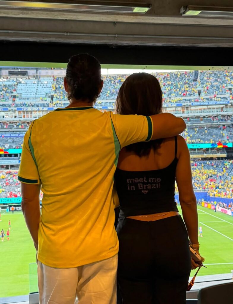 Mark Scheinberg, magnata do pôquer online e empresário do setor de luxo, foi flagrado ao lado de Anitta em Nova Jersey.