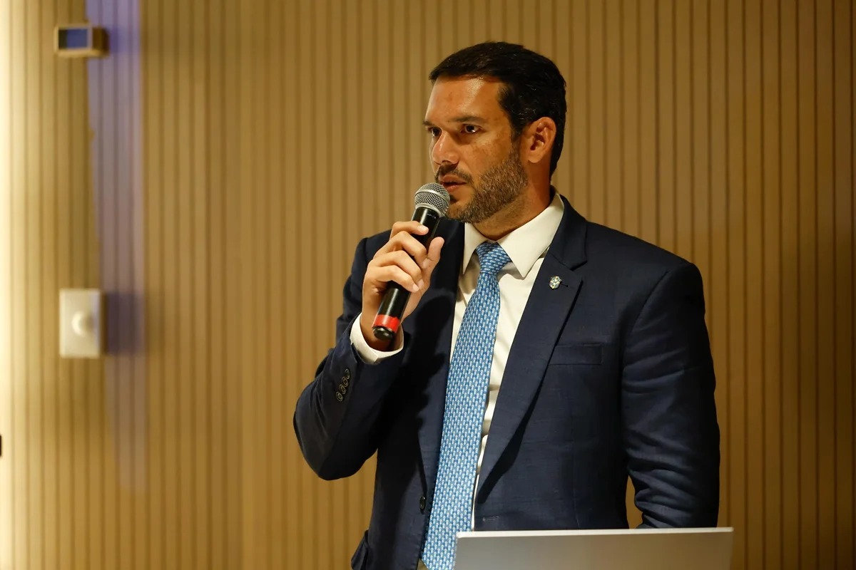 Samir Xaud, presidente da CBF, é alvo de denúncias envolvendo gastos em viagens internacionais