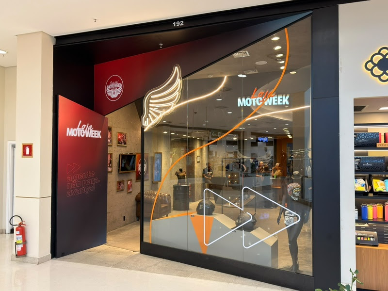 O clima do Capital Moto Week 2026 já começou em Brasília. A loja conceito oficial do festival está aberta no Iguatemi Brasília com peças exclusivas, coleção inédita e muita cultura biker.