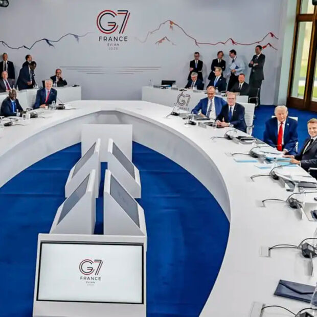g7