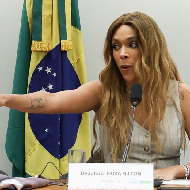 O SBT tem até dez dias para cumprir a decisão judicial que garante a Erika Hilton espaço para responder às declarações de Ratinho em rede nacional.