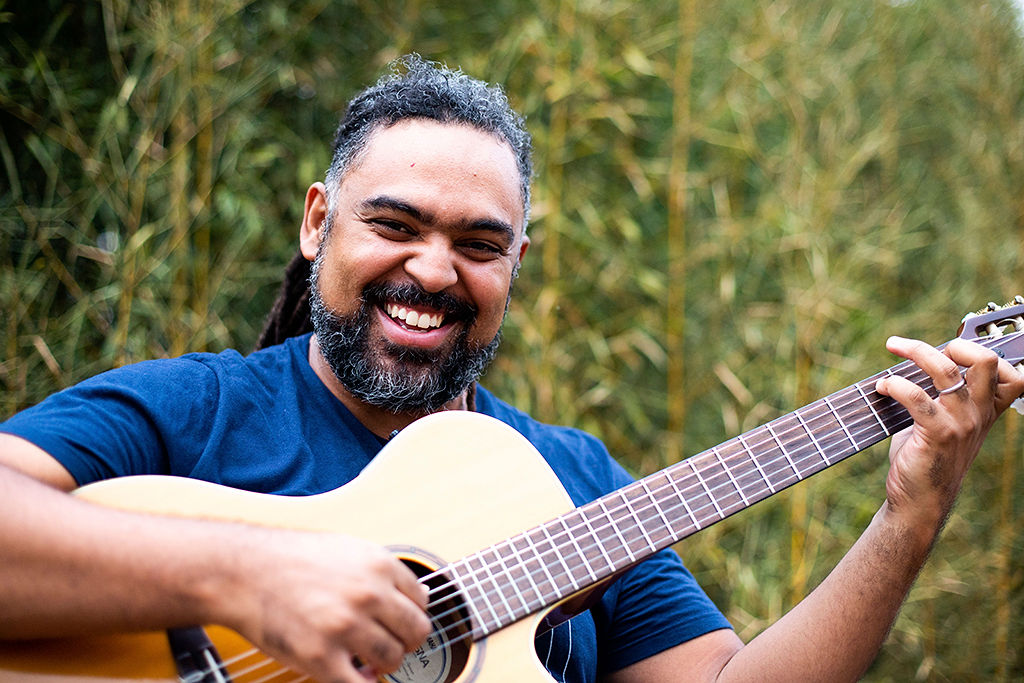 cairo vitor ft jú caribé