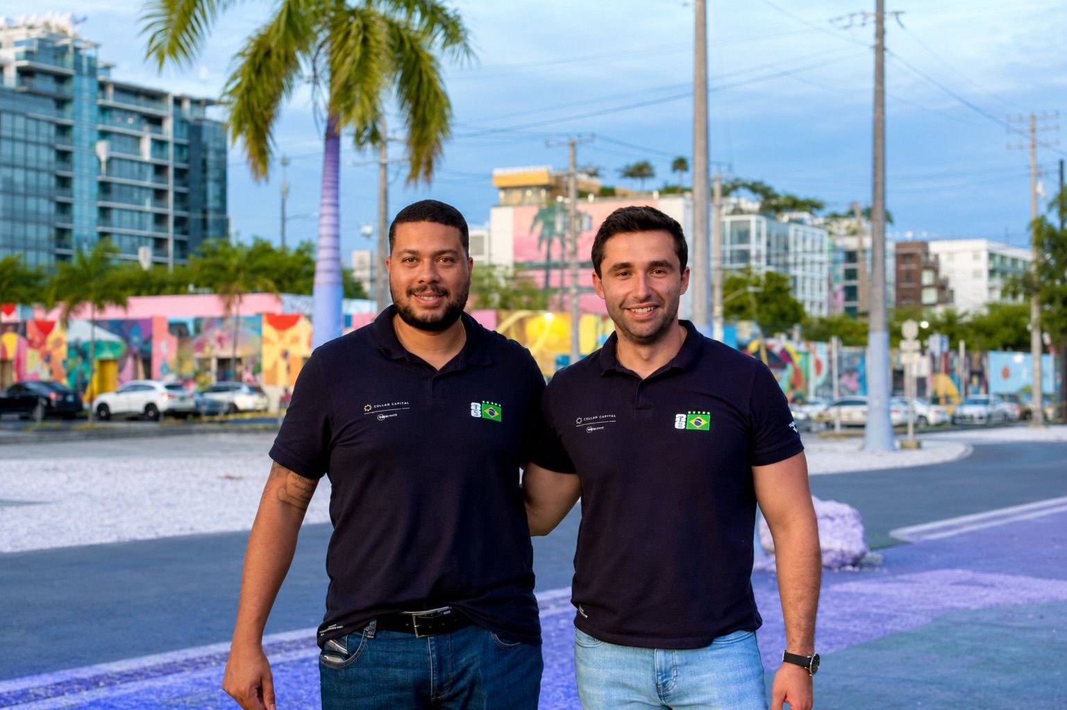Collar Capital expande mercado na Copa do Mundo em Miami Empresa brasileira se posiciona na exclusiva Casa RR, convertendo o maior torneio esportivo do planeta em um hub estratégico de networking e investimentos de alto padrão Enquanto os olhos do planeta se voltam para os gramados norte-americanos neste mês de junho de 2026, as jogadas mais valiosas do mercado corporativo acontecem nos bastidores VIP de Miami. Vivenciamos um momento em que as grandes negociações não toleram mais a distância ou a lentidão dos e-mails formais; o grande capital migra para onde as lideranças celebram, interagem e decidem. Estar no epicentro do maior espetáculo esportivo da Terra virou prerrogativa obrigatória de marcas que buscam relevância global imediata e conexões indestrutíveis.