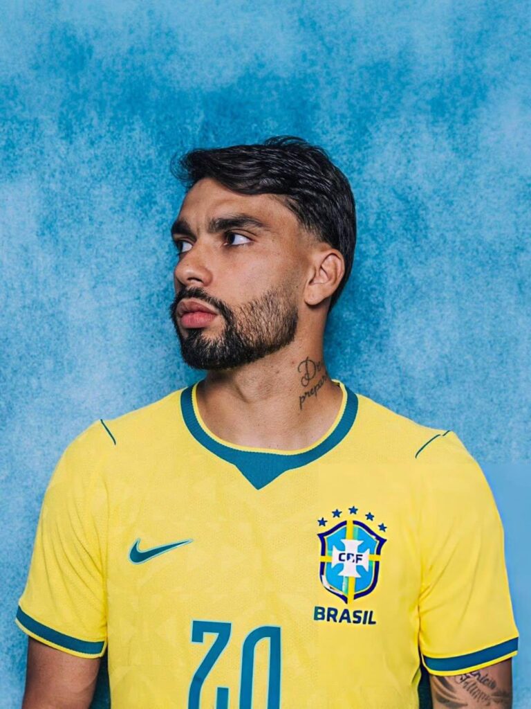 Enquanto a internet discutia a fala de Lula e a resposta indireta da equipe de Neymar, Paquetá escolheu a diplomacia e evitou alimentar a polêmica.