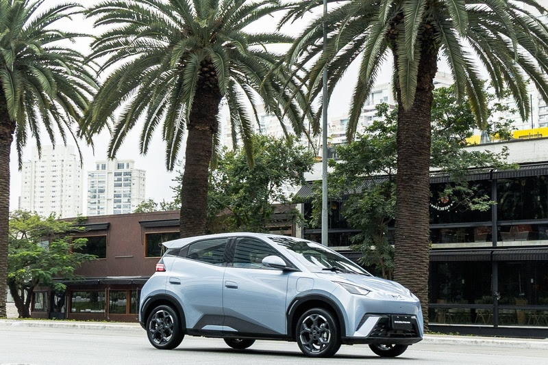 BYD Dolphin Mini é o primeiro carro elétrico a liderar as vendas varejo na história do Brasil