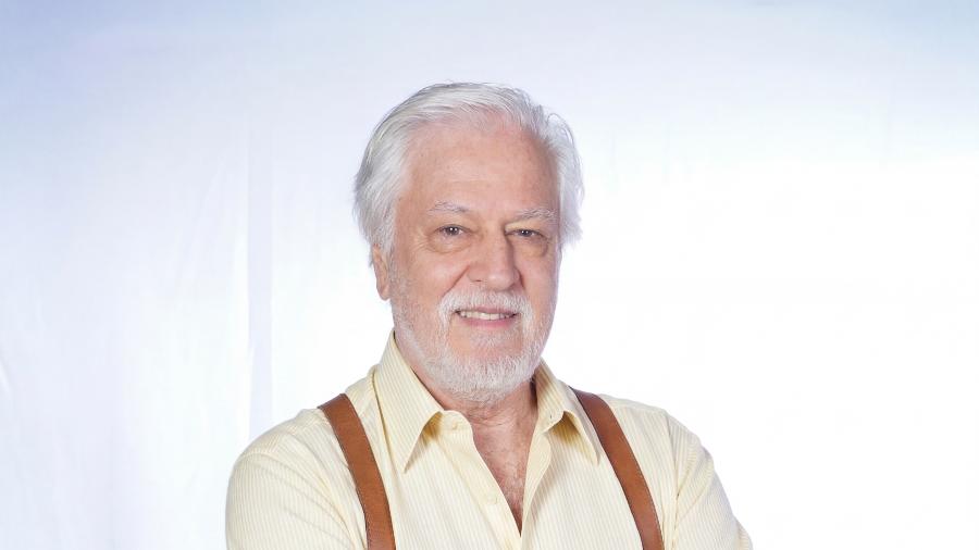 Aos 78 anos, Nuno Leal Maia afirmou que teve cenas cortadas, criticou mudanças na emissora e garantiu que hoje prefere “sombra e água fresca”.