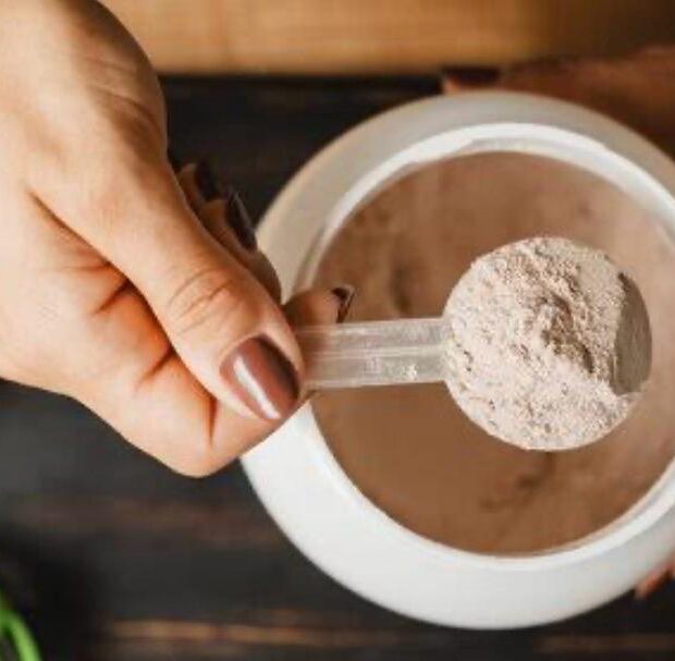 Com a chegada do inverno, especialistas reforçam a importância de hábitos saudáveis e da ingestão adequada de nutrientes para o funcionamento do sistema imunológico.