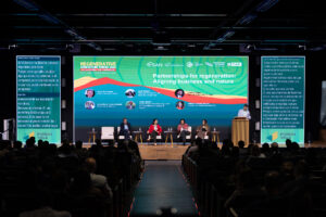 O Fórum de Agricultura Regenerativa 2026 reuniu especialistas de mais de 20 países em Piracicaba para discutir o futuro do agro sustentável.
