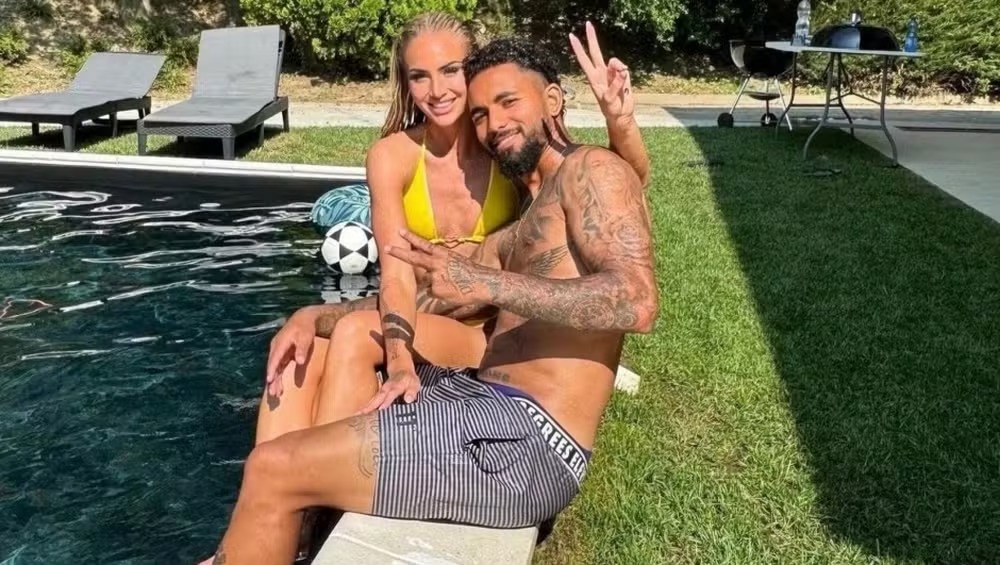 Jogadora suíça viveu uma relação de idas e vindas com Douglas Luiz
