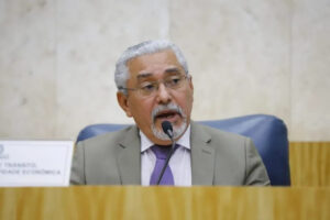 senival moura