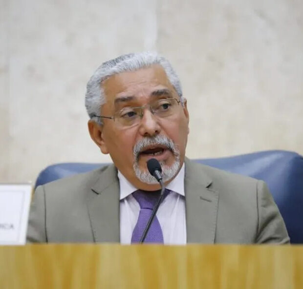 senival moura