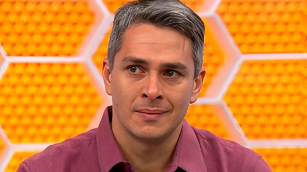 Jornalista também havia deixado recentemente a LeoDias TV durante a cobertura da Copa do Mundo
