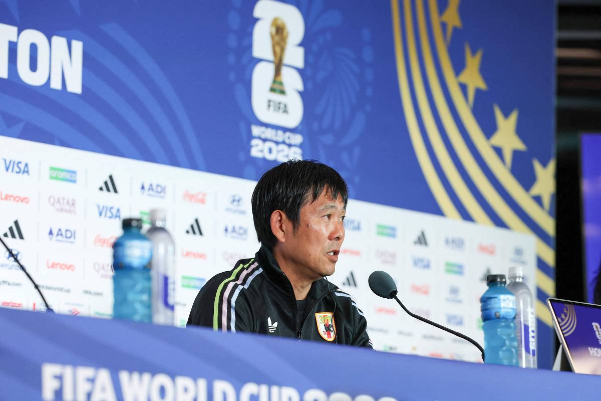 Japão vê Zico e Falcão como inspiração para superar Brasil