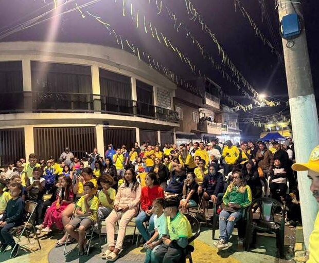 vereadores de sp destinam r$ 586 mil a eventos da copa do mundo, com telão, palco e som
