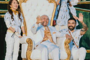 O Anhembi virou palco de uma homenagem histórica aos 90 anos de Maurício de Sousa. Um desfile emocionante reuniu cerca de 30 mil pessoas para celebrar o criador da Turma da Mônica.